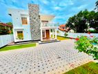 Super Beauty & Royal Quality Luxury Modern 5 BR Up House Sale Negombo