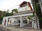 super brand new luxury house for sale in Battaramulla