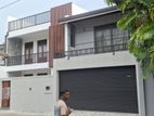super famaliy house for sale in battaramulla
