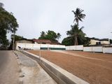 Super location land in Homagama