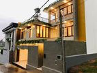 Super Luxurious House Sale in Thalawathugoda