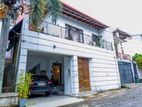 Super Luxury 3 Storey House for Sale in Homandara North, Thalawathugoda