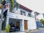Super Luxury 3 Storey House For Sale In Thalawathugoda
