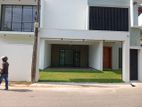 Super Luxury 3 Story House for Sale in Baththaramulla