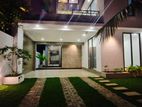 super luxury 3story Brand new house smak juntion kadawata