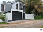 Super Luxury Brand New House for Sale in Kottawa