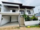 Super Luxury Brand New House For Sale In Piliyandala Bataketthara .