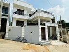 super luxury Brand New solid Modern House-piliyandala