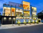 Super Luxury Fully A/ C Brand New House In Battaramulla