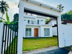 Super Luxury House For Sale Delgoda