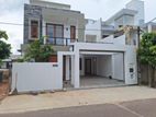 super luxury house for sale in Athurugiriya