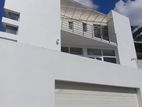 Super Luxury House For Sale in Nawala