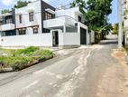 Super Luxury House For Sale In Pelawatta Battaramulla Lake Road