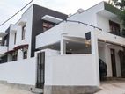 Super Luxury House For Sale In Pelawatta Battaramulla Lake Road