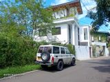 Super Luxury House for Sale in Talawathugoda Kalalgoda