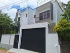 Super Luxury House for Sale in Thalawathugoda