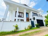 Super Luxury House For Urgent Sale In Boralesgamuwa Town - Maharagama