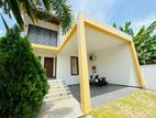 Super Luxury Solid House With SOLAR ELECTRICTY - Pita Kotte