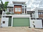 Super Luxury Three Story House for Sale Battaramulla