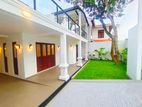 Super Two Storey House for Sale in Pannipitiya Borella Road