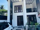 Super two Story House For sale Ratnmalana