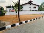 සුපිරිම ඉඩමක් යක්කලින් | නුවර පාරට 500M