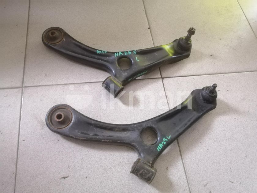 Suzuki Alto HA25 Left Side Lower Arm for Sale in Dehiwala ikman