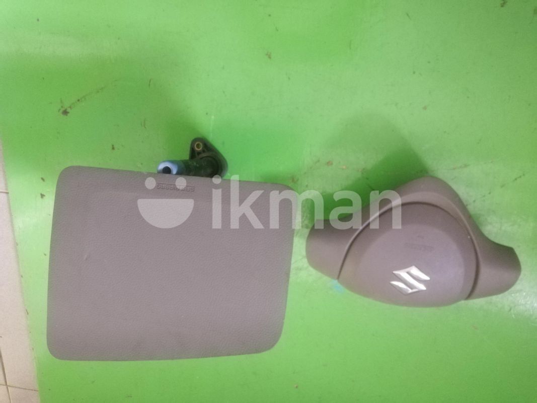 Suzuki Alto HA36S Dashboard & steering Airbags for Sale in Dehiwala ikman