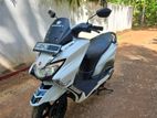 Suzuki Burgman 125 White 2019