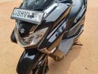 Suzuki Burgman 2019