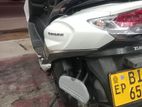 Suzuki Burgman 2020