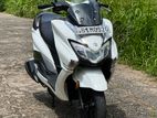 Suzuki Burgman 2020