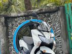 Suzuki Burgman White 2025