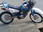 Suzuki Djebel 200 2000