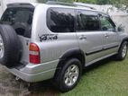 Suzuki Escudo 2003
