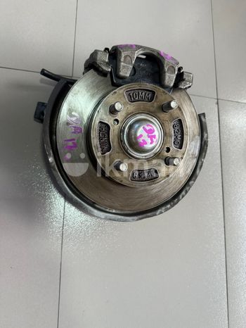 Suzuki Every DA17 Front Hub / Disc Caliper Set