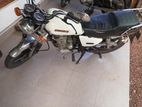 Suzuki GN 125 2004