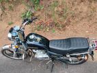 Suzuki GN 125 2025