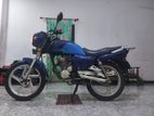 Suzuki GS 125 2005