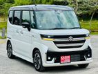 Suzuki Spacia Custom 2024