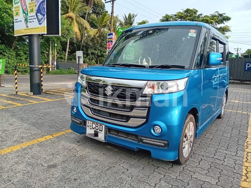 SUZUKI SPACIA CUSTOM HYBRID - RENT A CAR in Talawatugoda | ikman