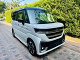Suzuki Spacia Custom XS turbo 2024
