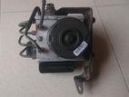 Suzuki Swift ZC11s ABS unit