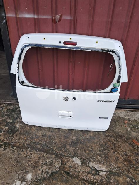 Suzuki Wagon R 44s Stingray Dicky Door Panel for Sale in Nugegoda | ikman