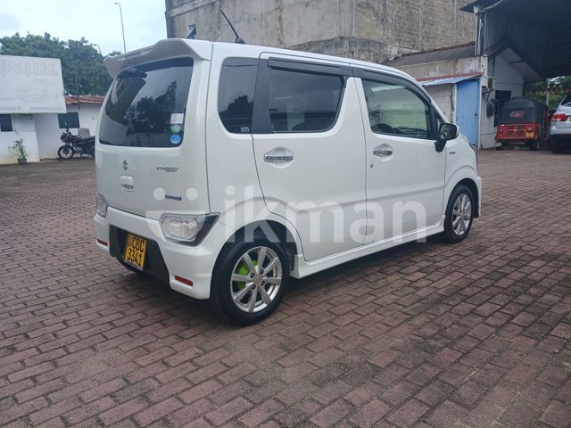 Suzuki Wagon R Stingray 2018 photo 2
