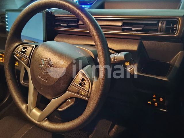 Suzuki Wagon R Stingray 2023 photo 3