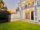 Sweet Built Latest Modern Box Completed House For Sale In Negombo