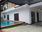 Swimming Pool House for Sale in Piliyandala