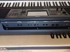 Synthesizer yamaha psr sx700