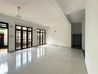 Talawatugoda - Luxury House for rent
